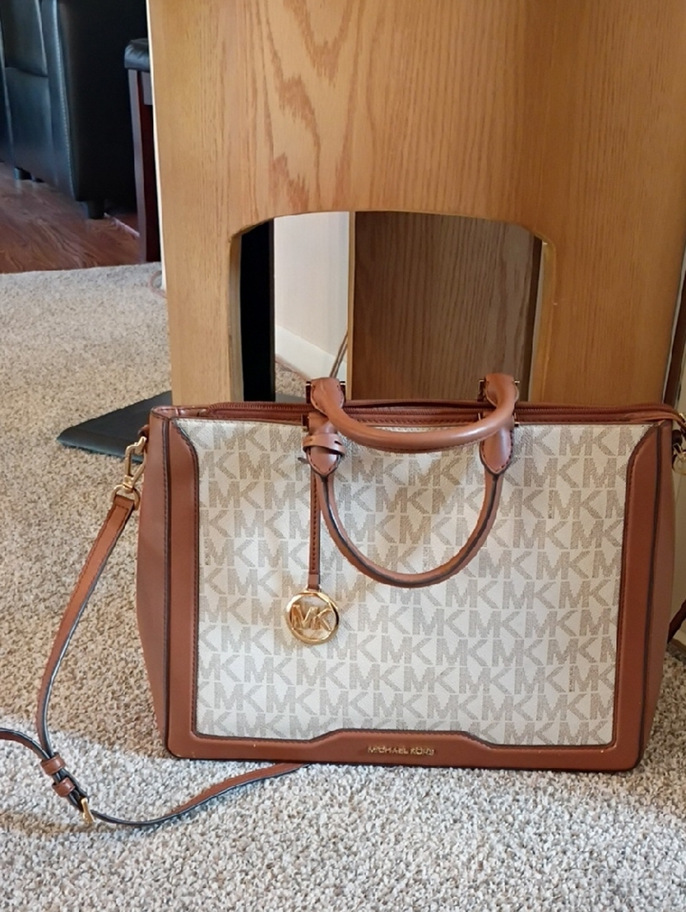 Michael Kors Jessie Signature  Logo Tote Cream  with Brown Trim